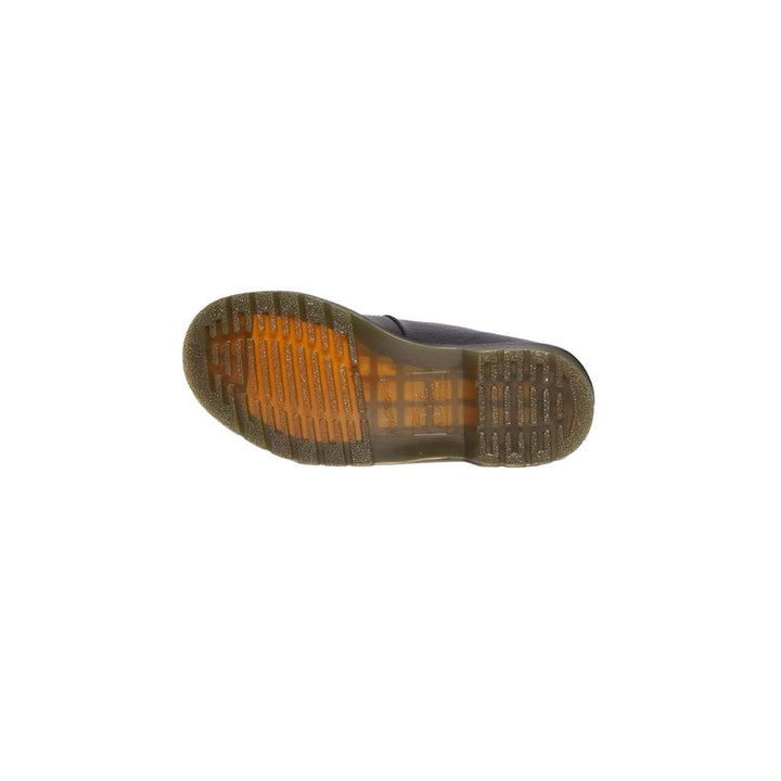 Flacher Schuh aus schwarzem Leder