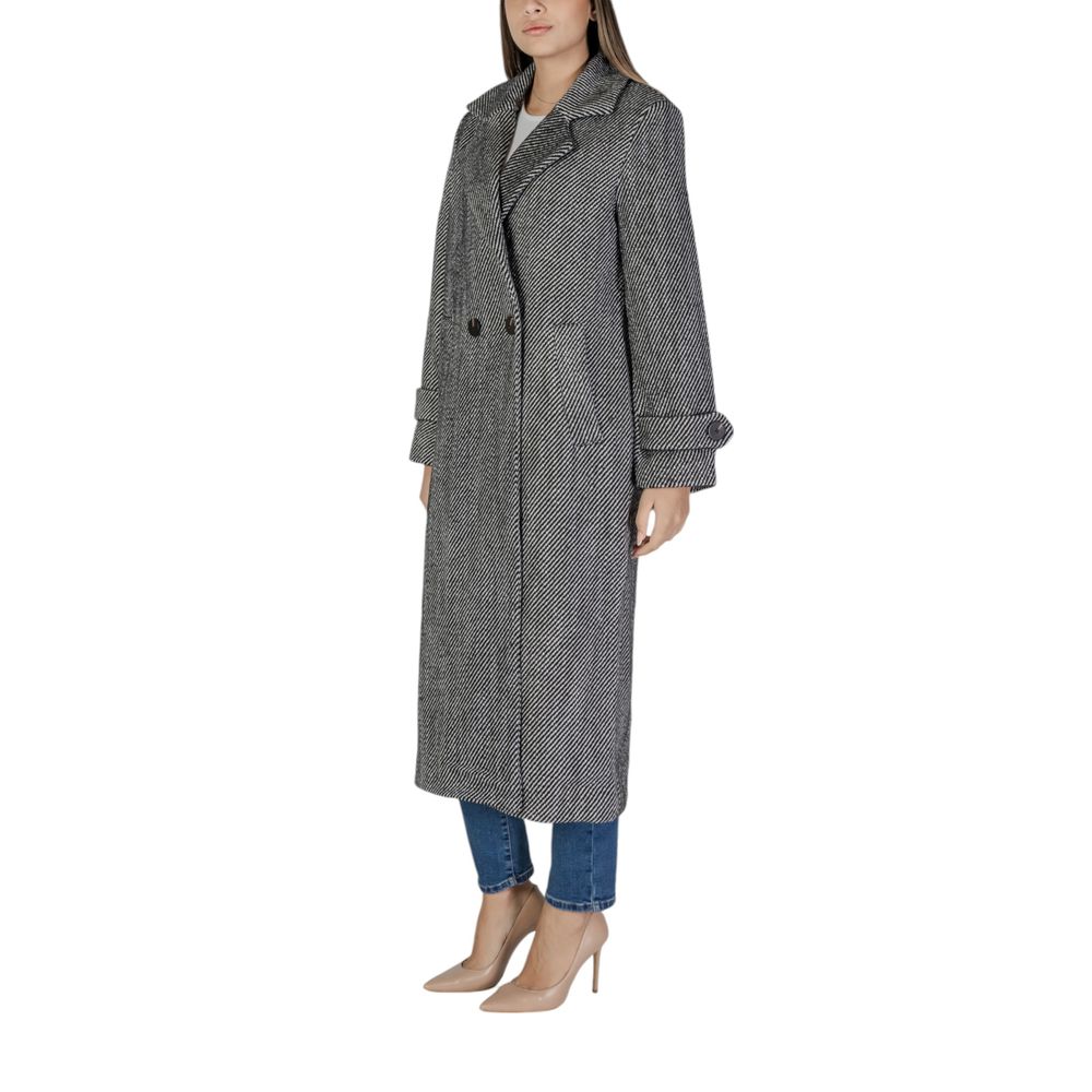 Schwarzer Polyester-Mantel
