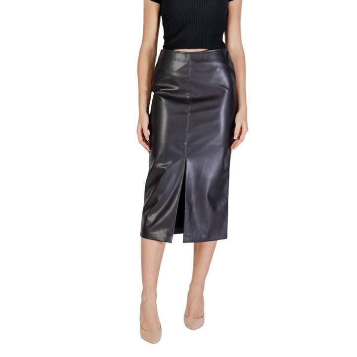 Schwarzer Polyester-Rock