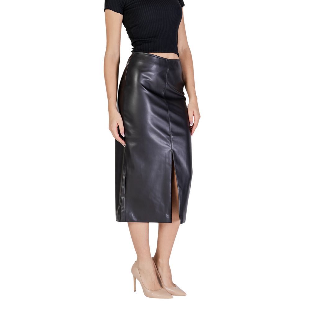 Schwarzer Polyester-Rock