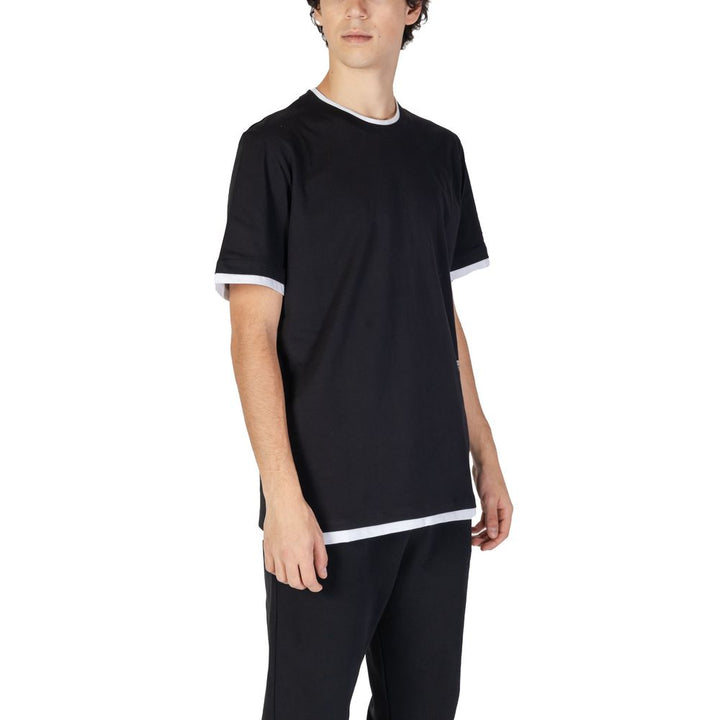 Schwarzes T-Shirt aus Baumwolle