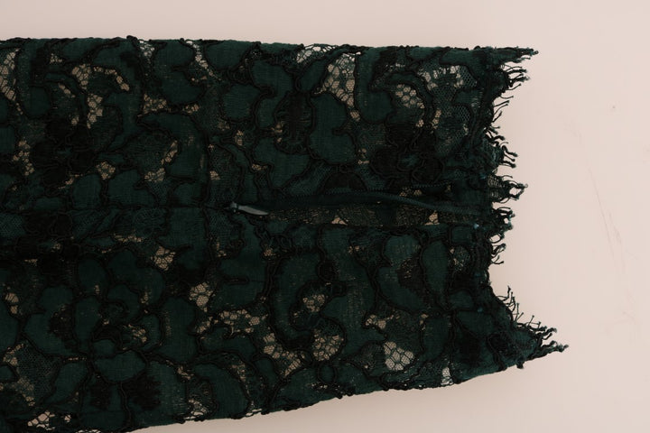 Schlanke Hose mit hoher Taille und floraler Spitze
