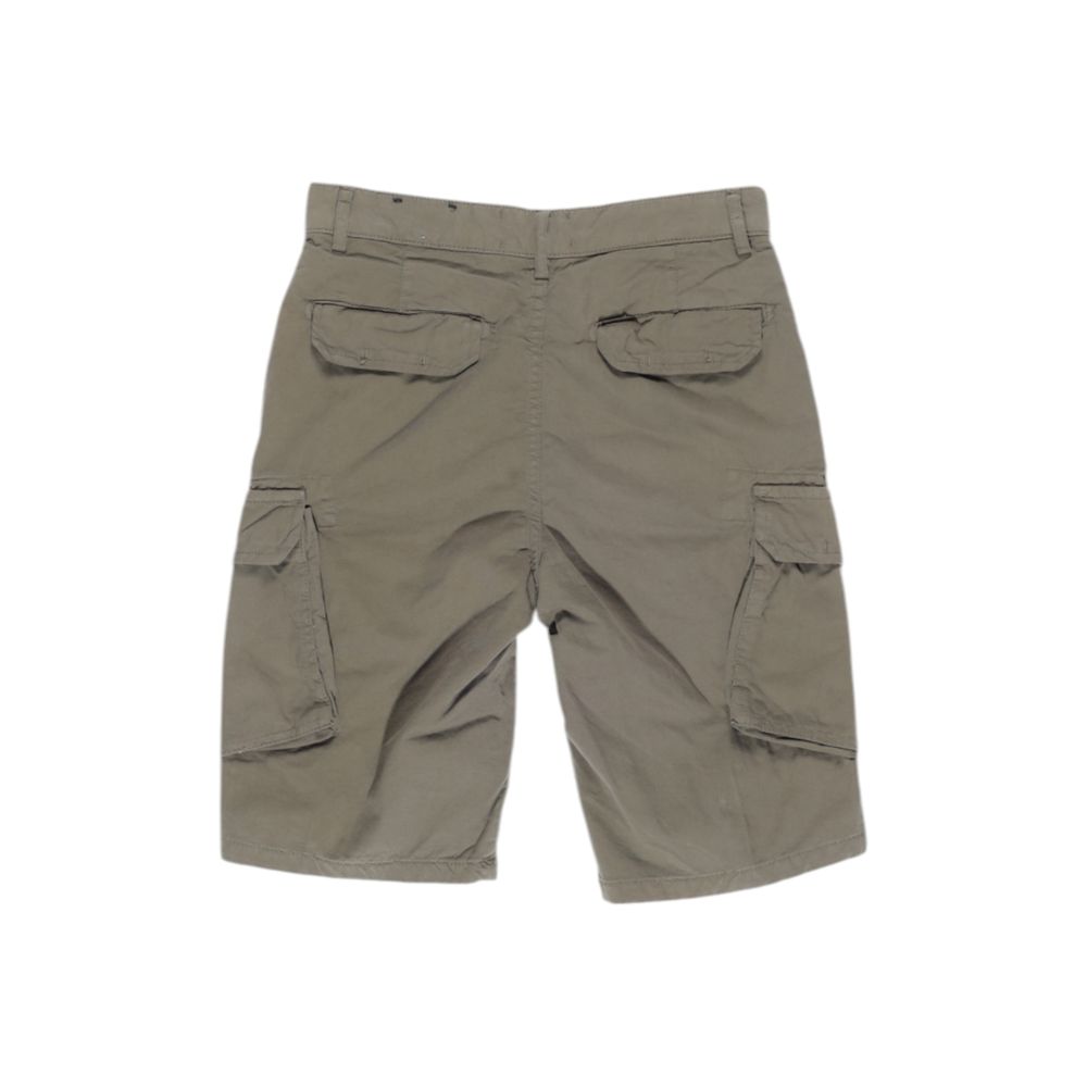 Green cotton shorts
