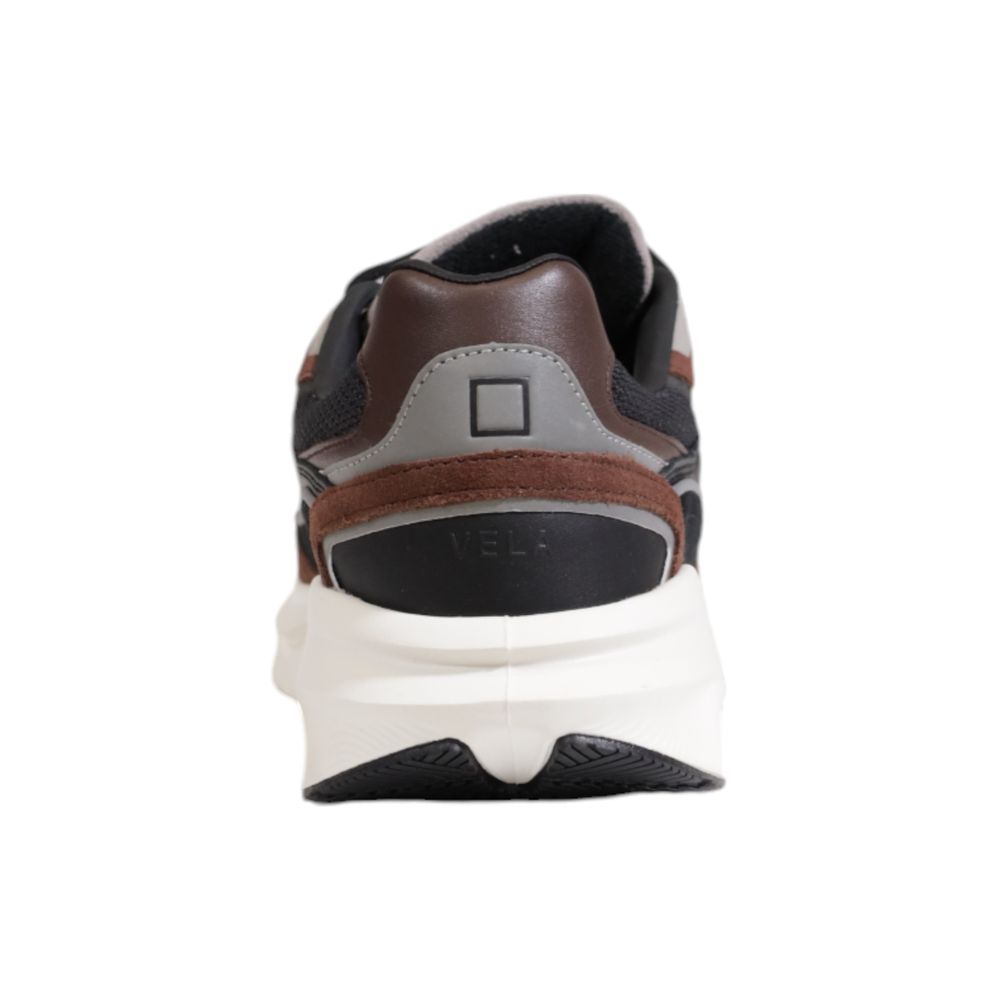 Grauer Stoff Sneaker