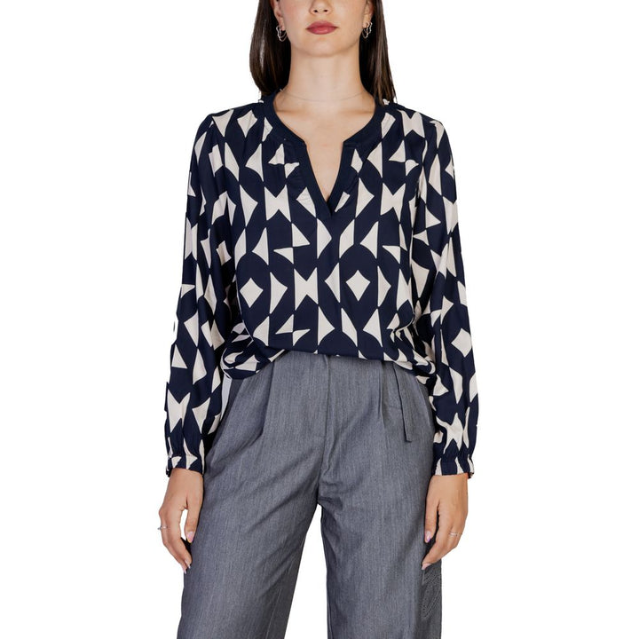 Blue viscose shirt