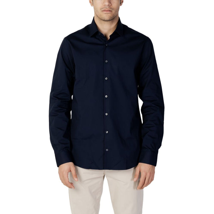 Blue cotton shirt