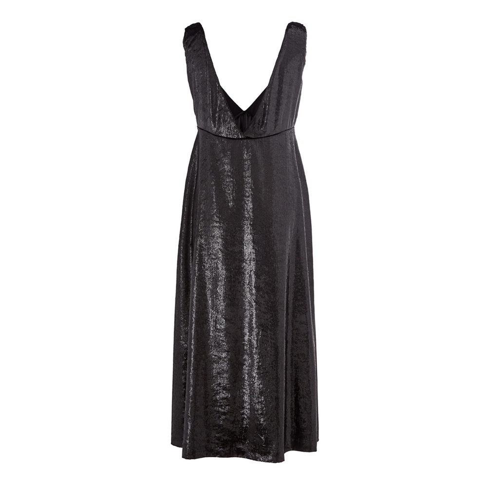 Elegant black dress made of polyester
