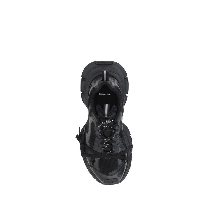 Schwarze Stoff-Sneaker