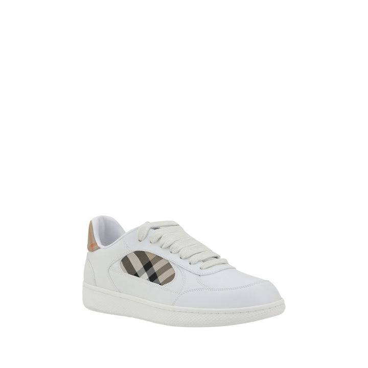 Turnschuhe aus Leder