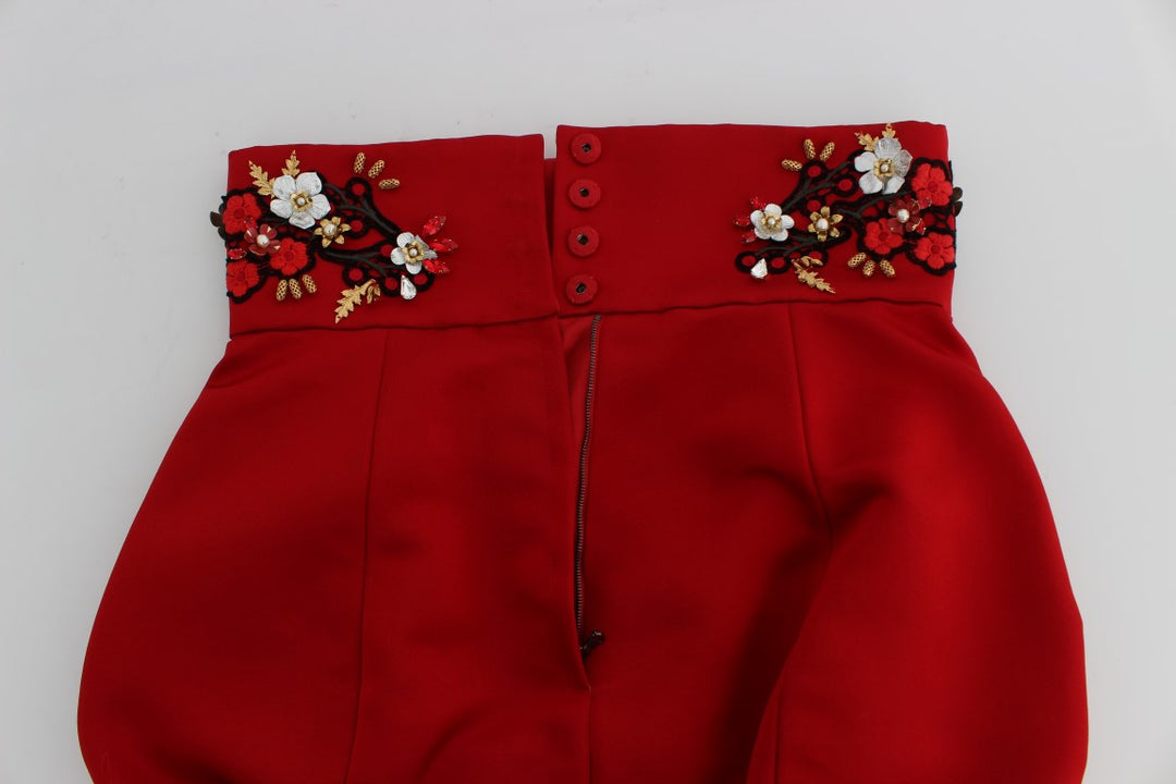 Dolce & Gabbana Rote, kristallverzierte Seidenshorts mit hoher Taille