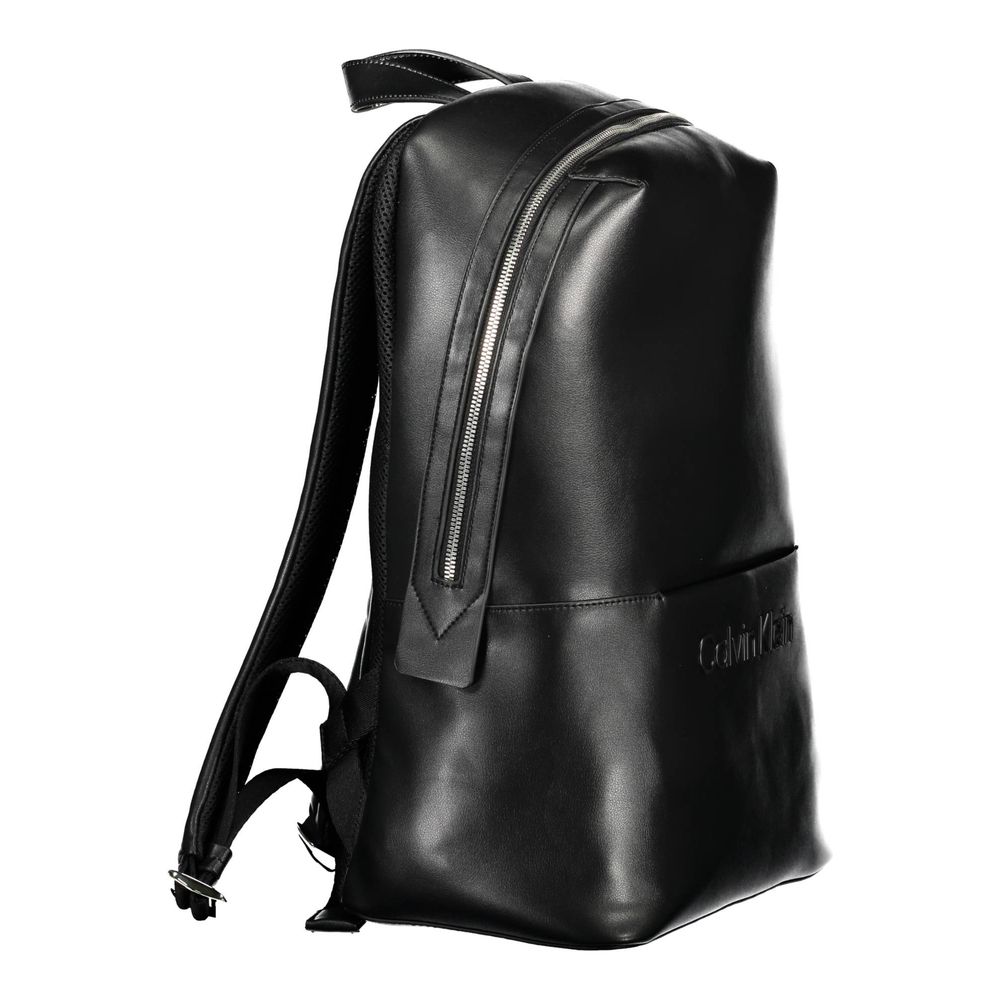 Schwarzer Rucksack für Männer