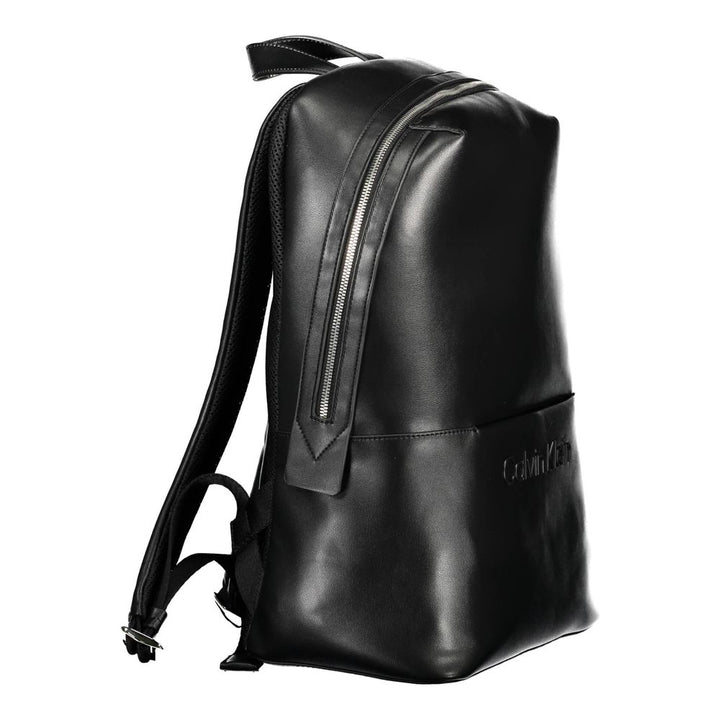 Schwarzer Rucksack für Männer