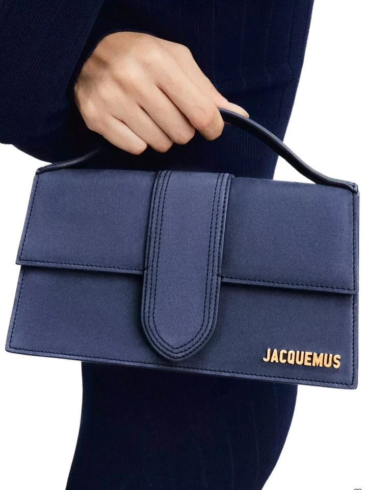 Le Grand Bambino Tasche aus blauem Wildleder