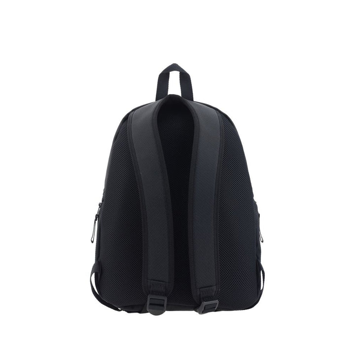Schwarzer Rucksack